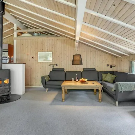 Sunneva - 1km From The Sea In Nw Jutland By Interhome