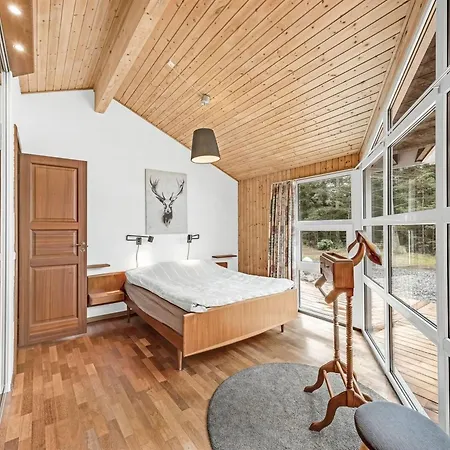 Sunneva - 1km From The Sea By Interhome Feriehus